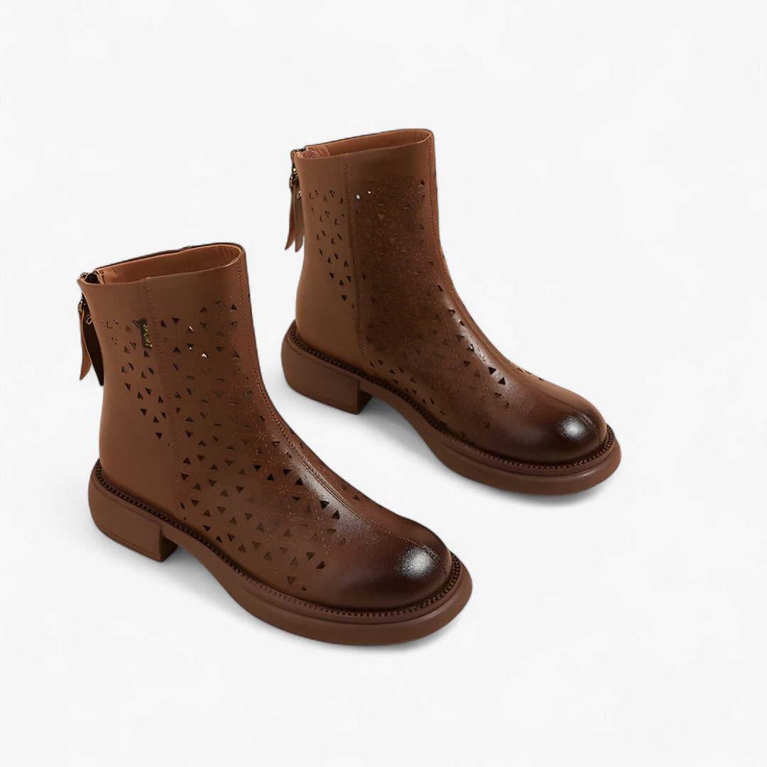 Irene | Sommerstiefel mit durchbrochenem Plateau und hinterem Reißverschluss