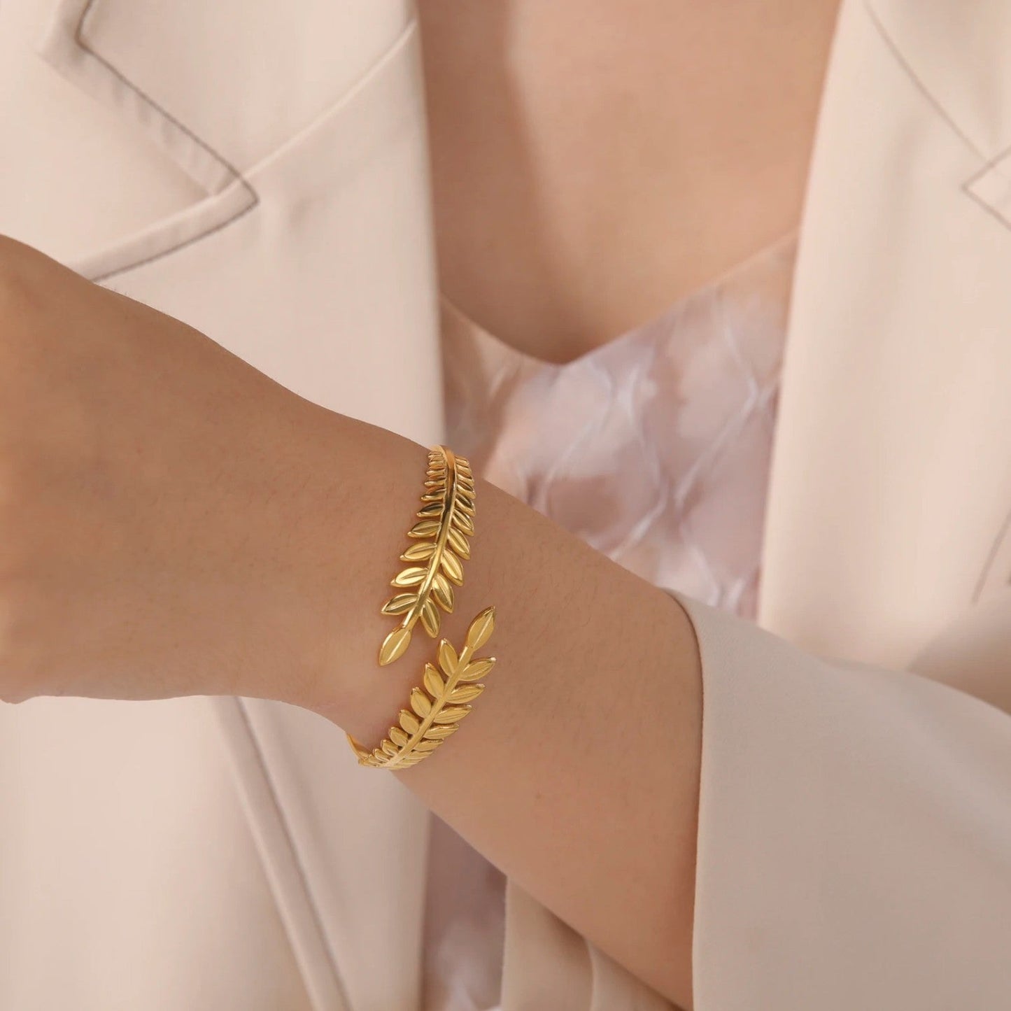 Adele | Goldener Boho-Armband mit Lorbeerblatt – Zeitlose Eleganz, die begeistert