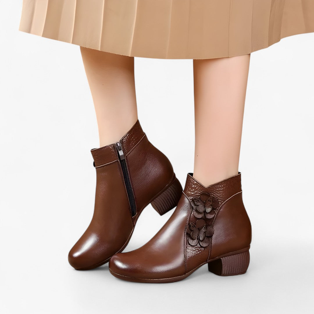 Greta | Retro-Stiefeletten aus echtem Leder mit optischem Absatz