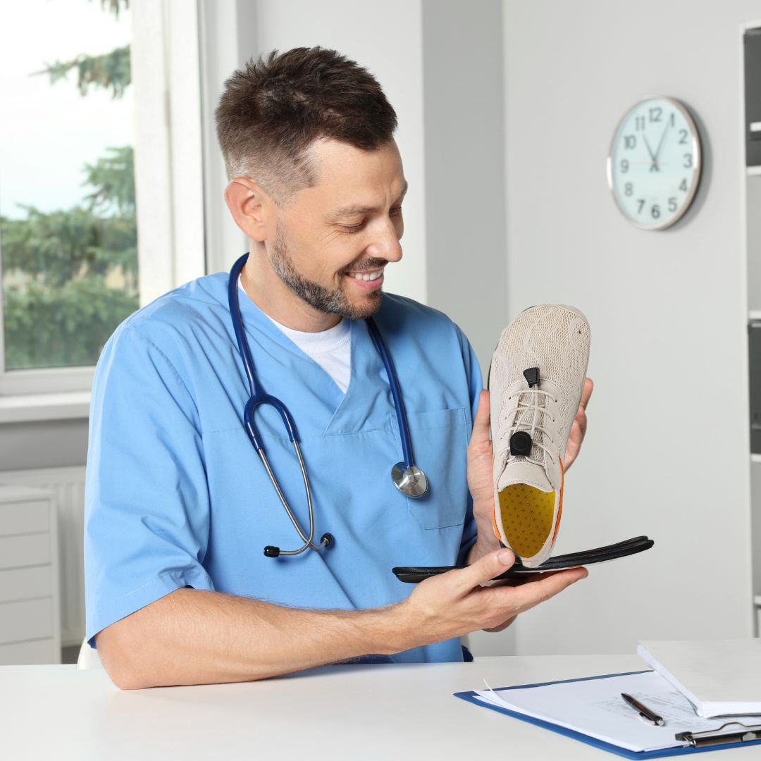 FreeStep  – Gesunde & rutschfeste Barfußschuhe für sicheres, gelenkschonendes Gehen für Senioren