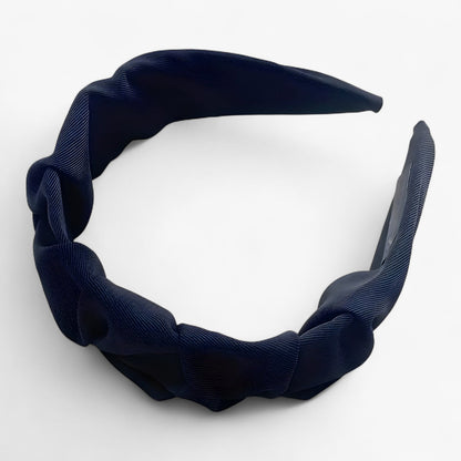 Freya Haarband | Verleihen Sie Ihrer Frisur mit diesem stylischen breiten Haarband mehr Höhe