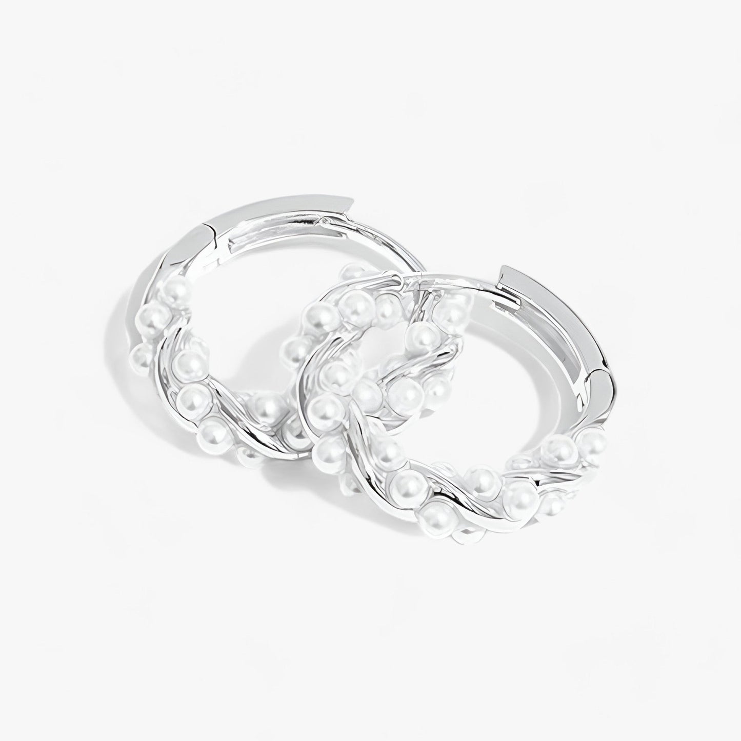 Eleganter Kreis | Perlen-Ohrringe - Zeitlose Raffinesse