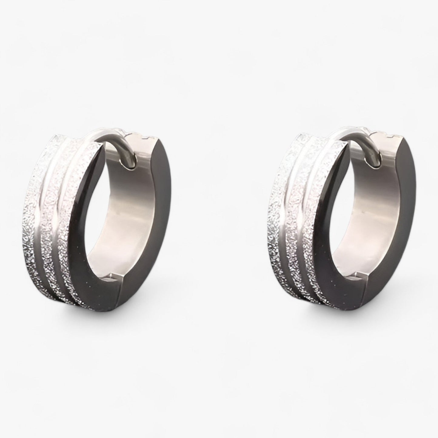 Mattierte Ohrringe – Coole Gothic