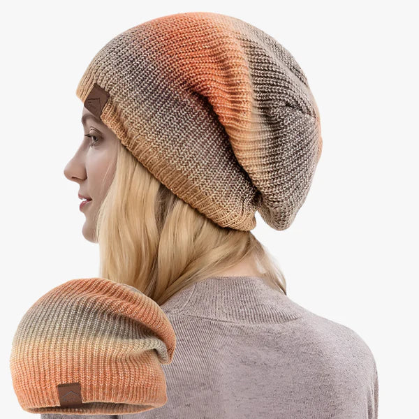 Bunte Plüschstrickmütze - Gemütlich und Modisch