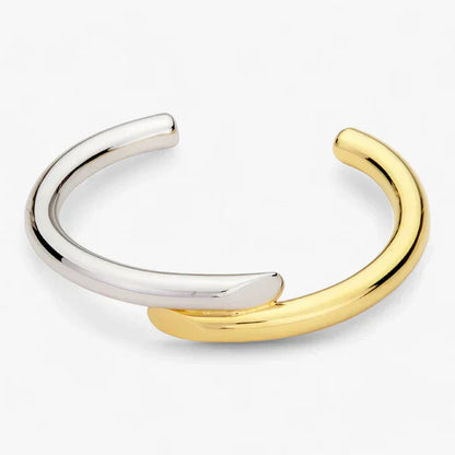 Einfaches Goldenes Manschettenarmband - Müheloser Chic