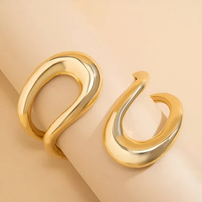 Metall-Feder-Manschettenarmband - Leicht und Elegant