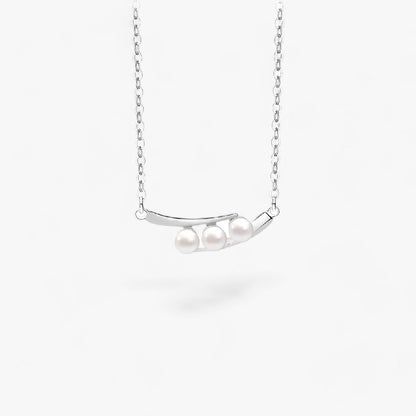 Silberner Perlenanhänger - Zeitlose Eleganz