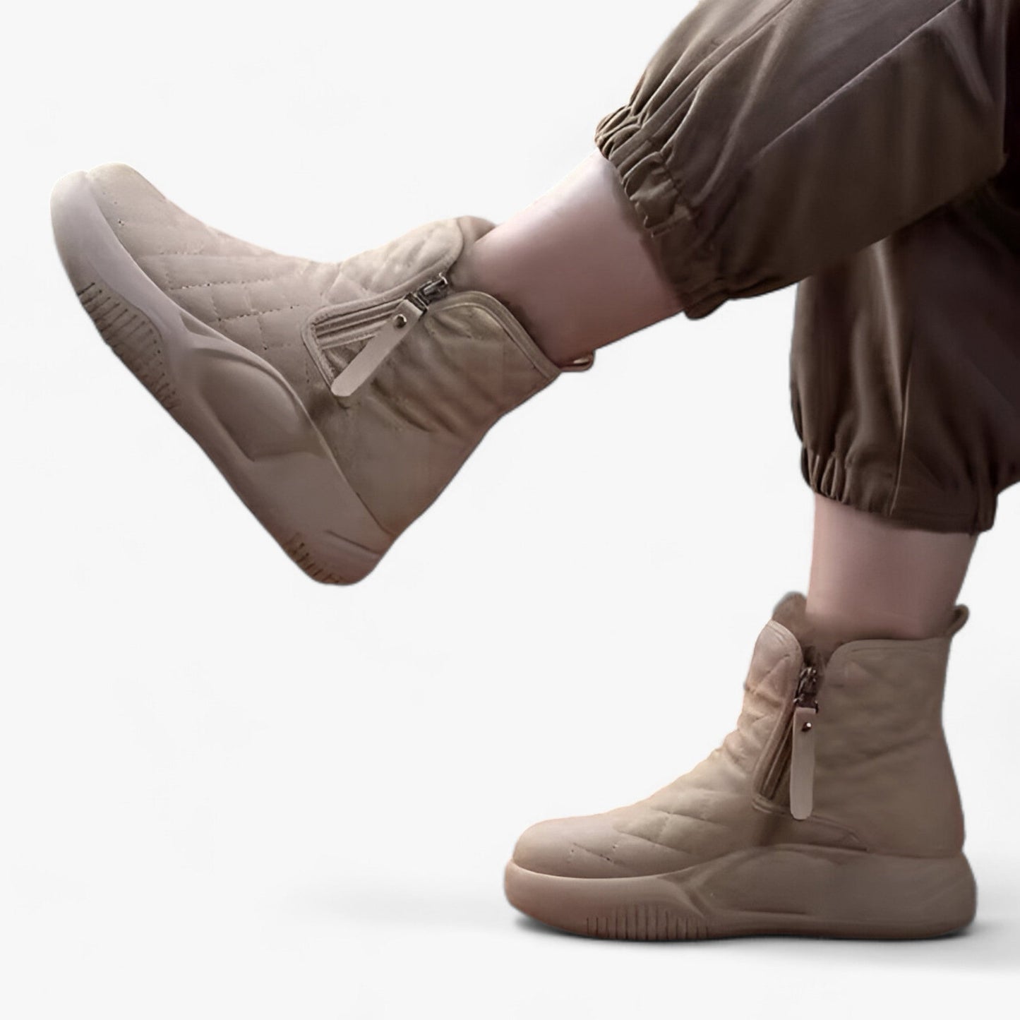 Schneestiefel mit seitlicher Kette - dicke Sohle und warmem Komfort für den Winter