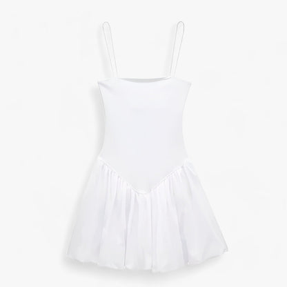 Modisches Minikleid - Vielseitig und elegant für warme Tage