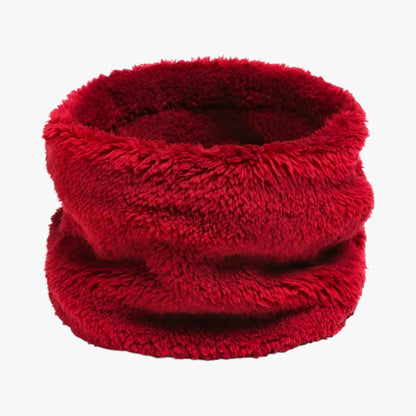 Unendlicher Schal aus Faux-Fur - Sanfte Wärme für kalte Tage