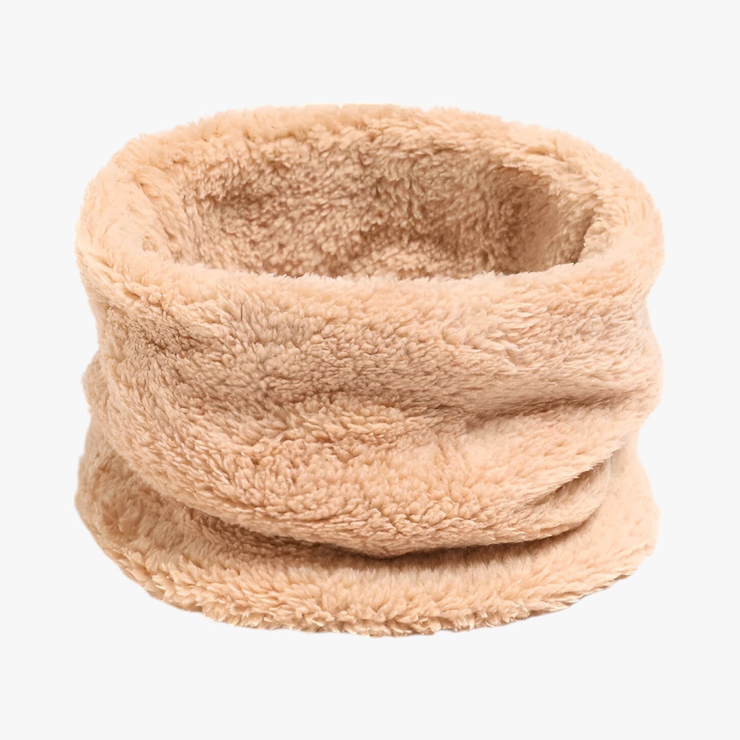 Unendlicher Schal aus Faux-Fur - Sanfte Wärme für kalte Tage