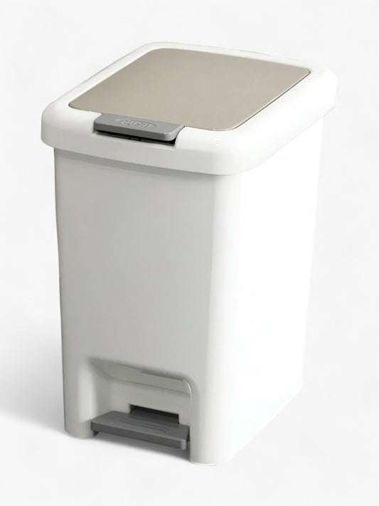 Langlebiger Fußpedal-Mülleimer - Ideal für eine effiziente Abfallbewirtschaftung