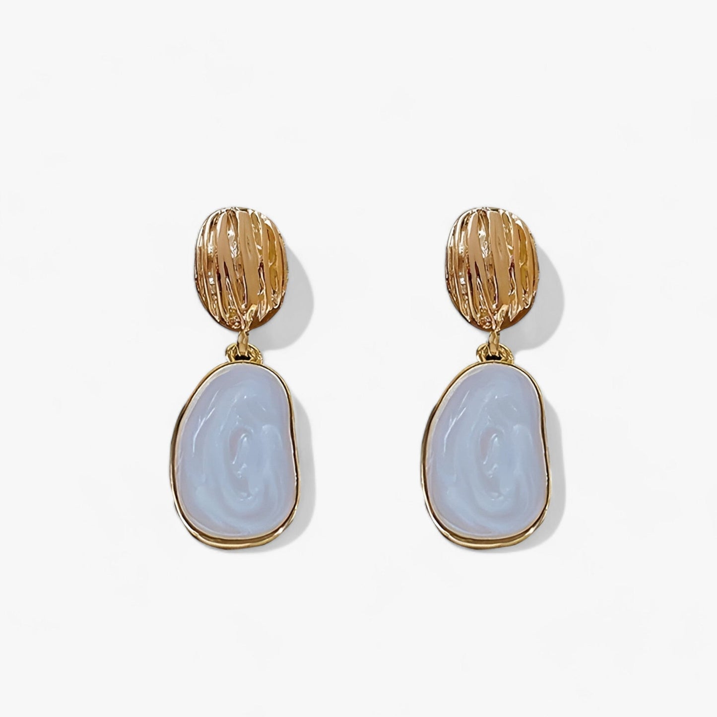 Emaille-Ovalohrringe - Stilvolles geometrisches Design für alle Gelegenheiten