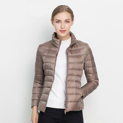 Federleichte Damen Daunenjacke – Alina