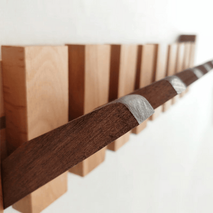 Hanger Maestro™ | Klavier-Garderobe aus Holz